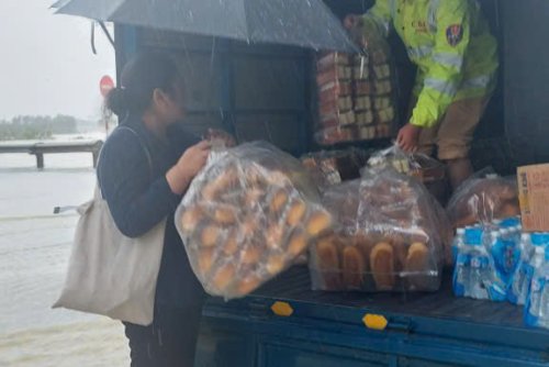 z7171366670003_f79206060a673d972817a53c7fadbe94