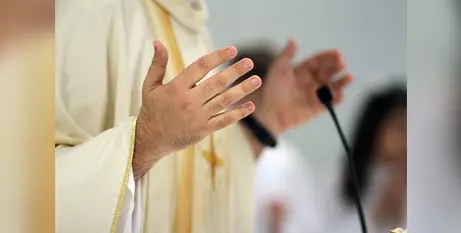 “Và Ở Cùng Cha”, Lời Đáp Mang Tính Hiệp Hành – Bert Daelemans, SJ