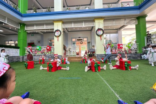 z7359346916086_bd067fd24b8c192d65667ab952b250f3