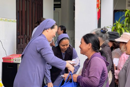 z7484842176917_d397c7e2990b04dfc47572b643e3d6aa