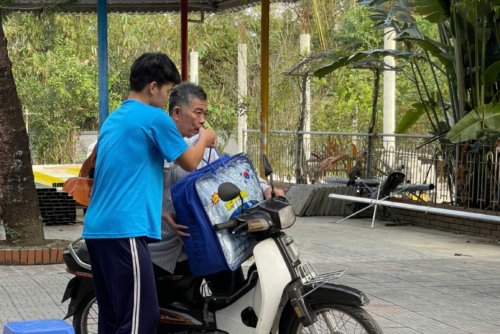 z7484842734681_3be29623d3bd5aefdcb044a8fb5d5ce0