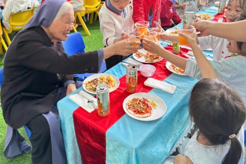 z7641132155629_e5bf80be9787d88d8676e22aac7daafd